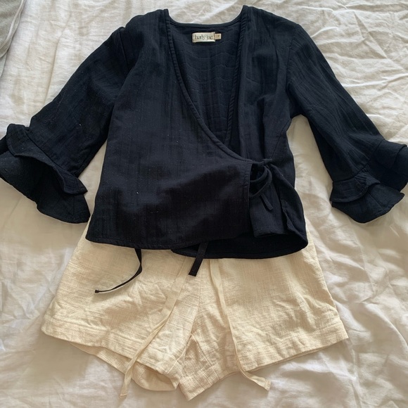 Harly Jae Lolita Blouse - Picture 3 of 7